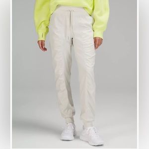 Dance Studio Mid-Rise Jogger
Full Length